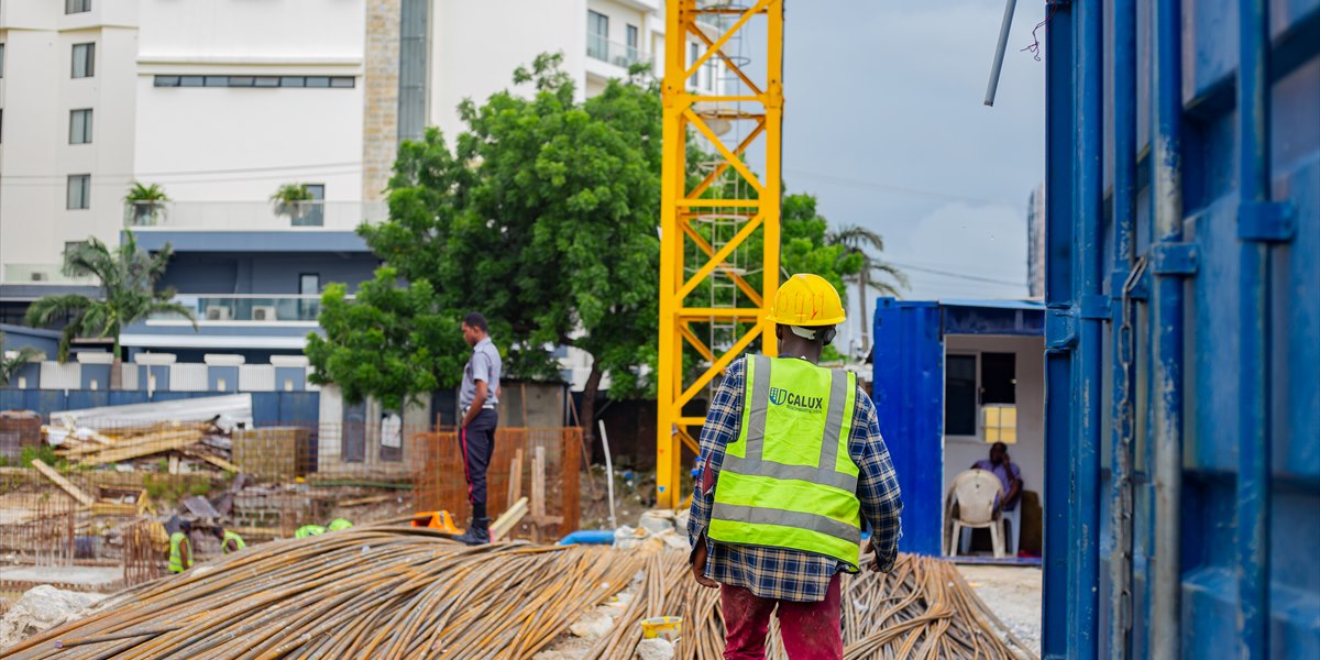 Lekki Palisade construction team
